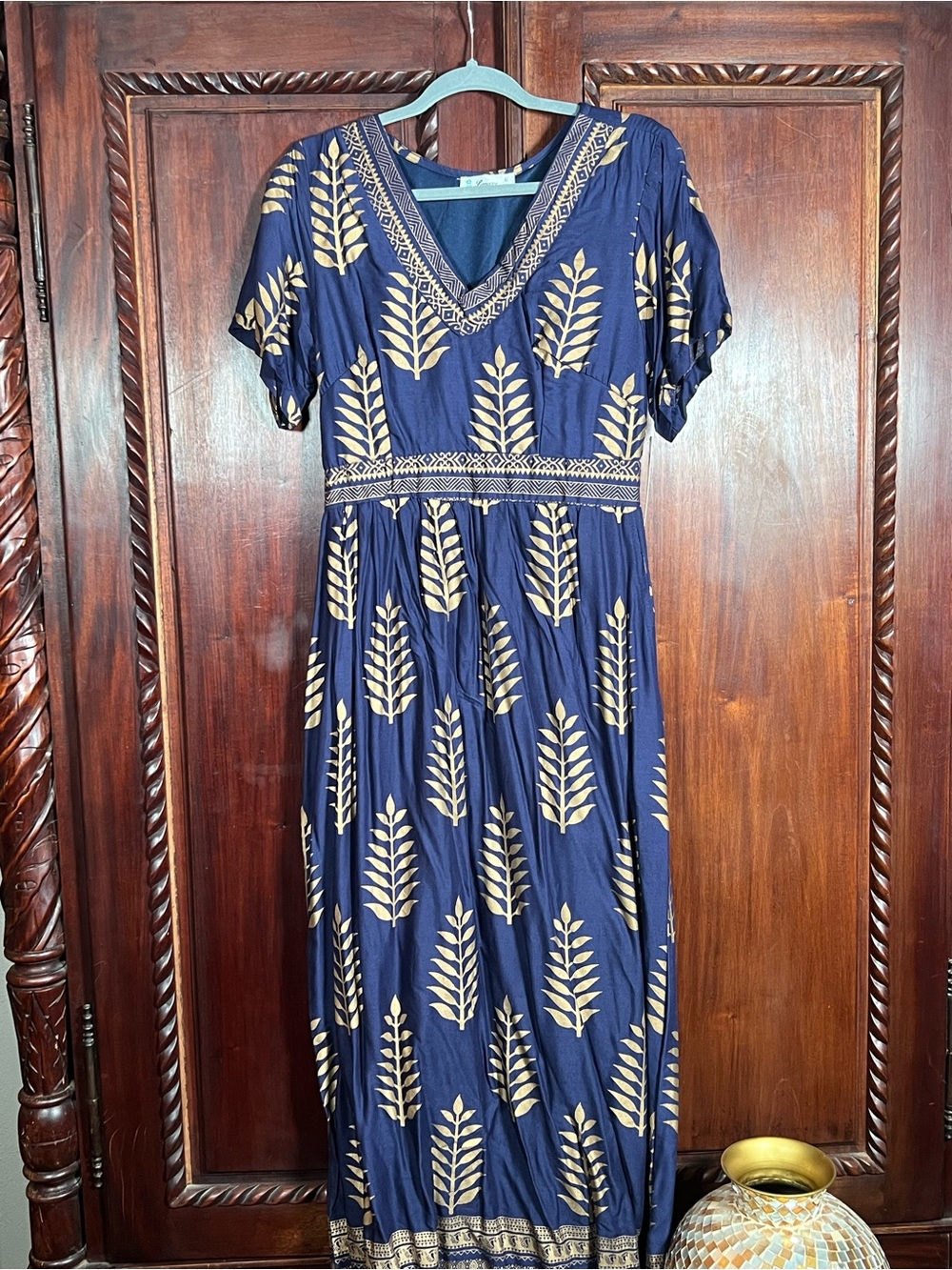 NWT Navy Quietly Exotic Chic Maxi Dress with Gold Leaf Motif L